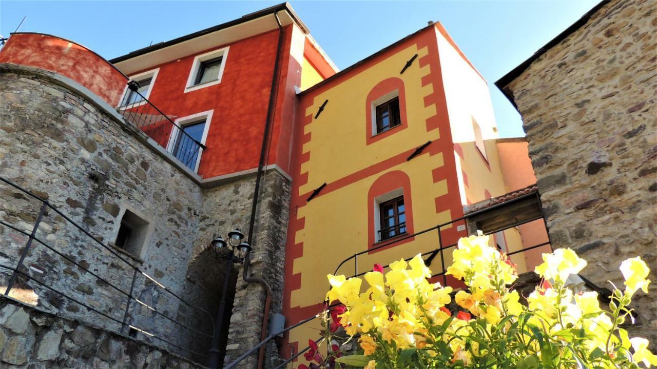 ריקו דל גולפו די ספאציה Borgo Di Codeglia - Country Rooms מראה חיצוני תמונה