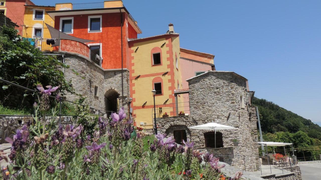ריקו דל גולפו די ספאציה Borgo Di Codeglia - Country Rooms מראה חיצוני תמונה