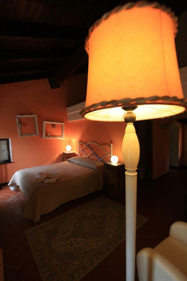 ריקו דל גולפו די ספאציה Borgo Di Codeglia - Country Rooms מראה חיצוני תמונה